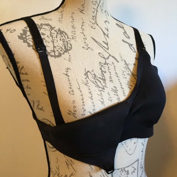 Knix Black Wireless Bra - Picture 6 of 8